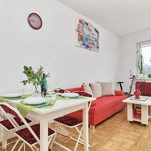 Legnicka By Renters Apartament